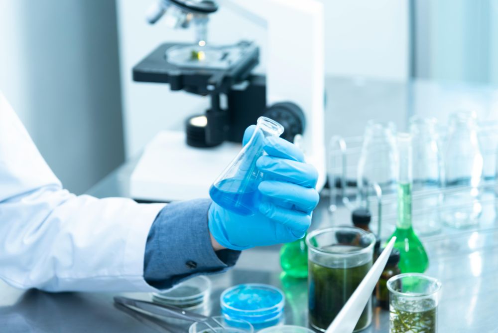 Wyposażenie laboratoryjne – jakie powinno być, aby właściwie spełniało swoje zadania?